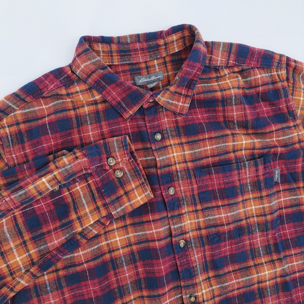 Eddie Bauer Flannel Shirt Mens XL Cotton Red Plaid Long Sleeve Button Down